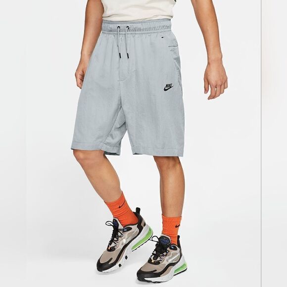 Nike Sportswear Tech Pack Woven Shorts Men's S Grey Black At Knee Fit AR3229-043 - Picture 2 of 16